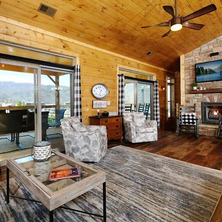 Holly Ridge Hideaway Villa Gatlinburg Exterior photo